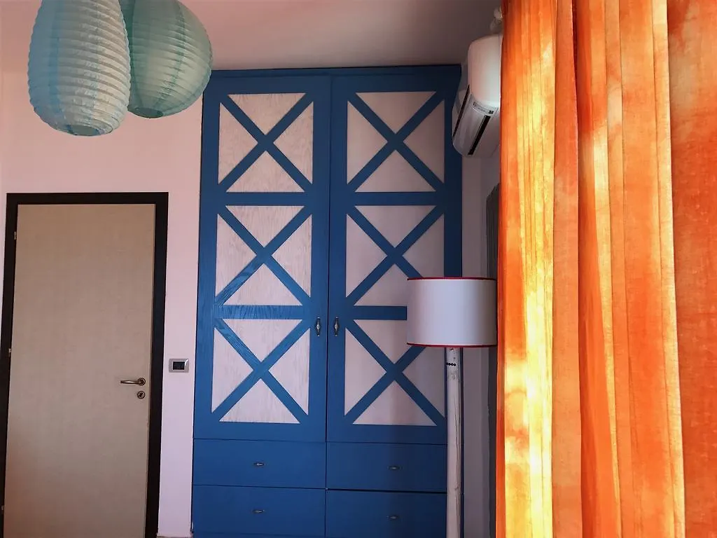 Mango Beach Apartment Sarande