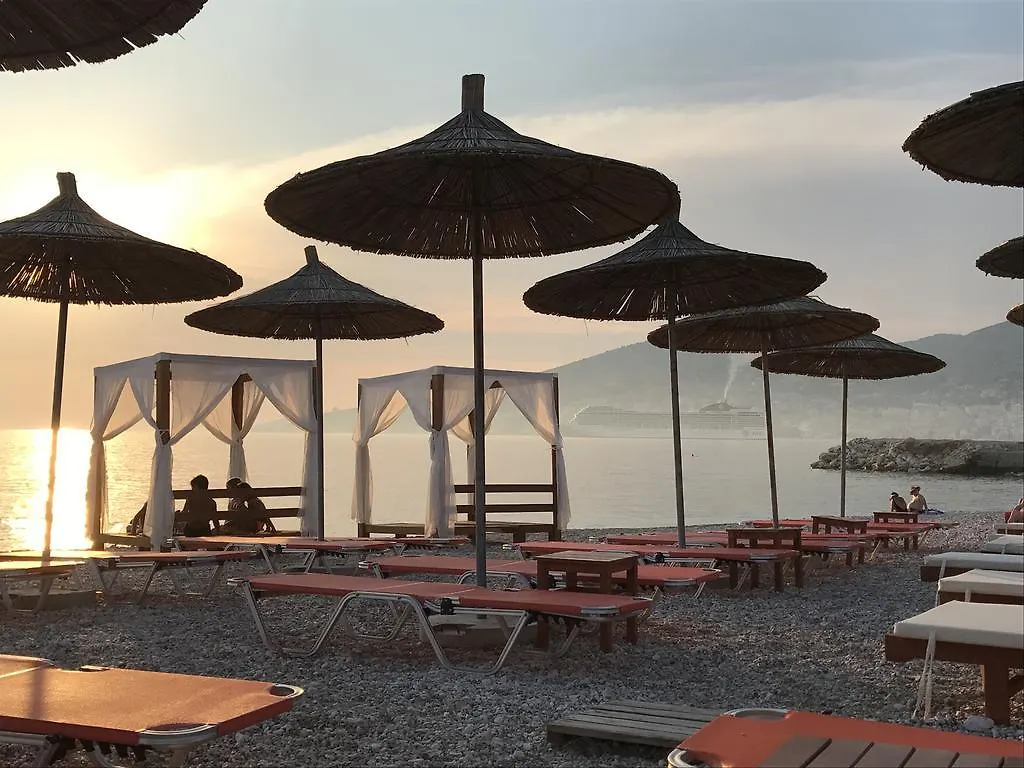 Mango Beach Apartment Sarande