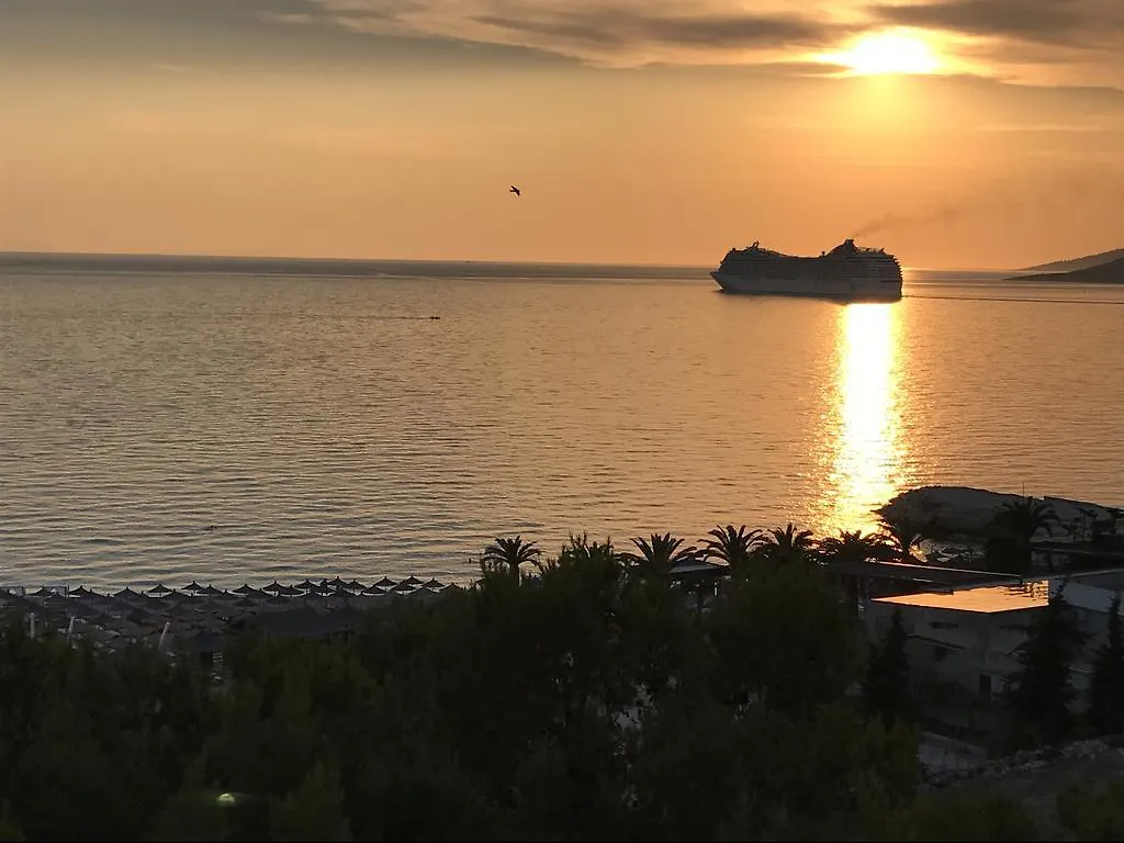 Mango Beach Apartment Saranda 0*,  Albania